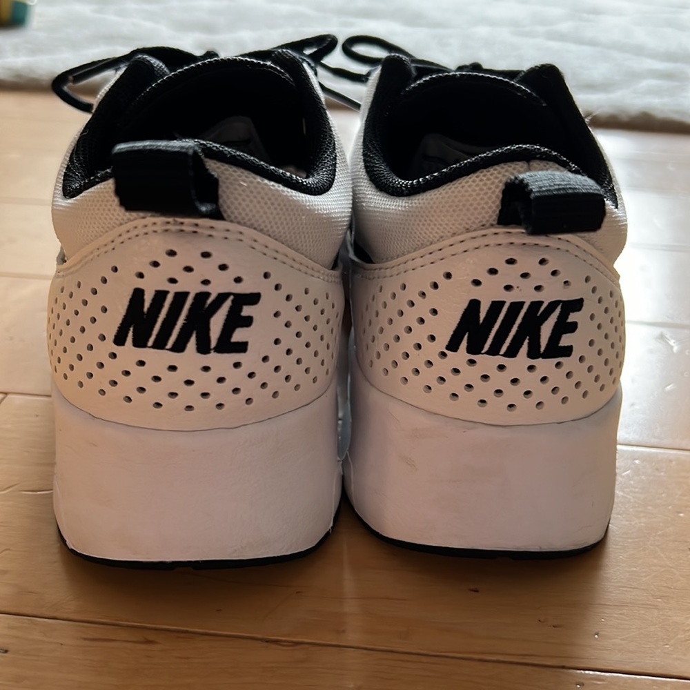 Nike Air Max Thea - gently worn, great condition - Picture 4 of 5
